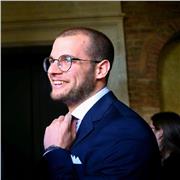 Offro lezioni di ogni branca del diritto a studenti delle superiori e dell'università.